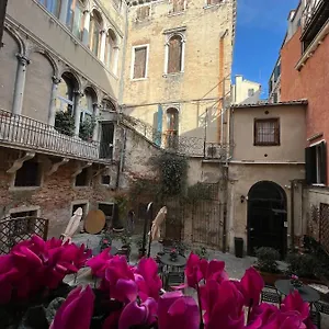 Corte Del Doge Di Rialto Venetië