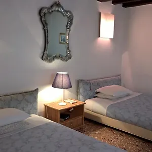Domarie Venice