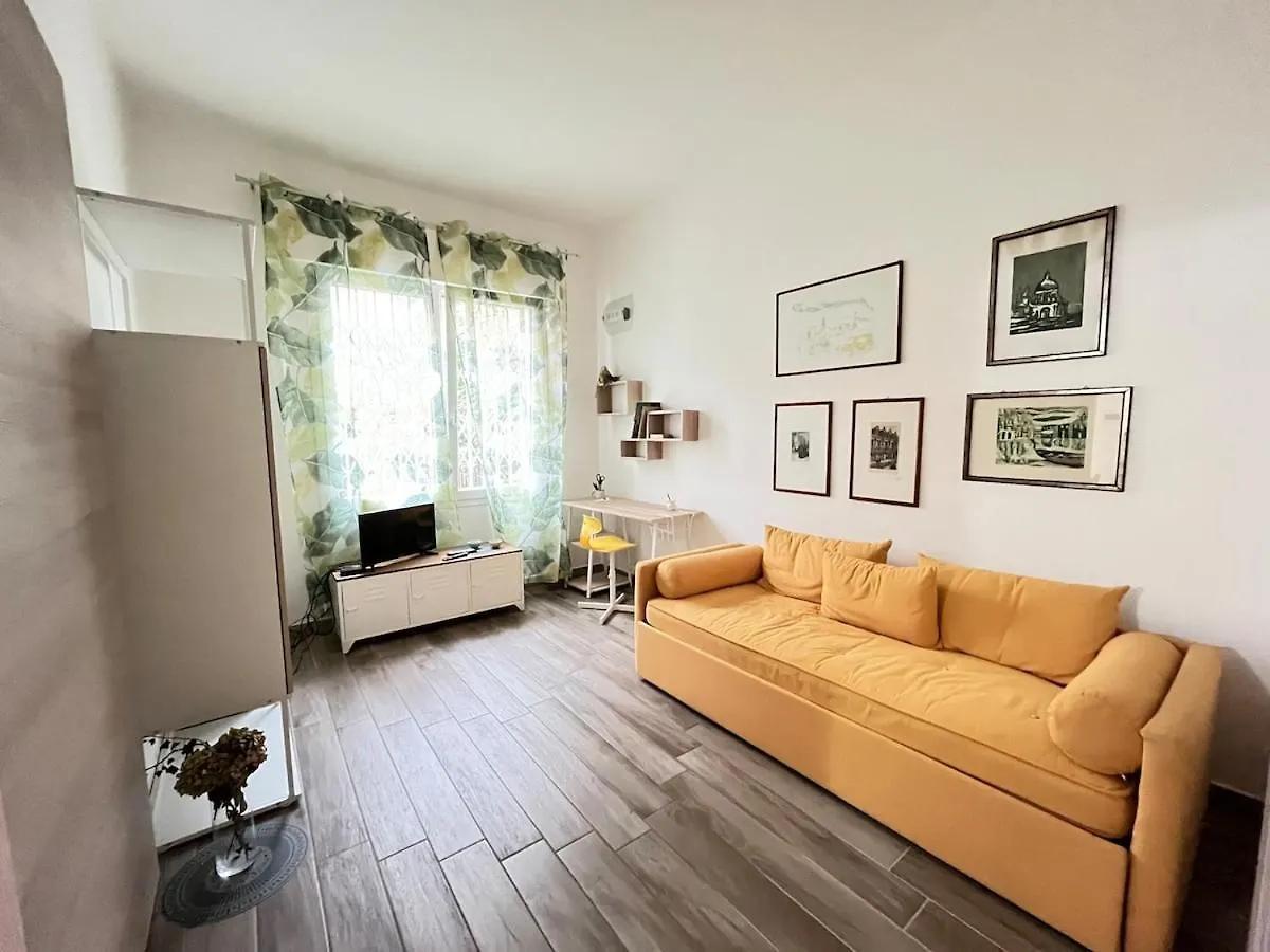 Silvio Trentin Apartment Venice Italy